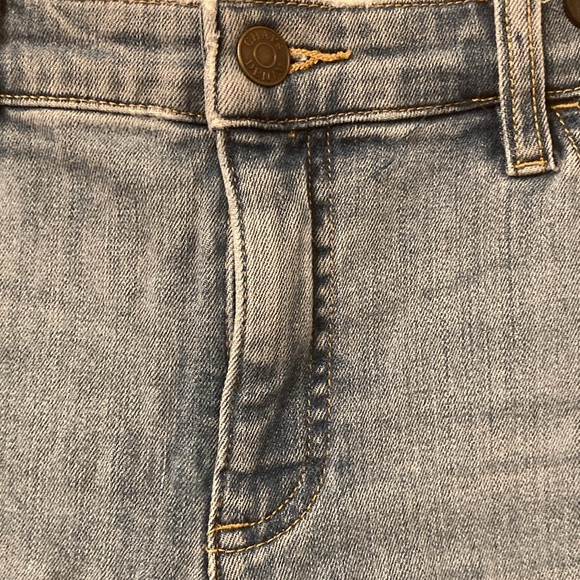 5 pocket Chaps Jean Shorts - Picture 4 of 8